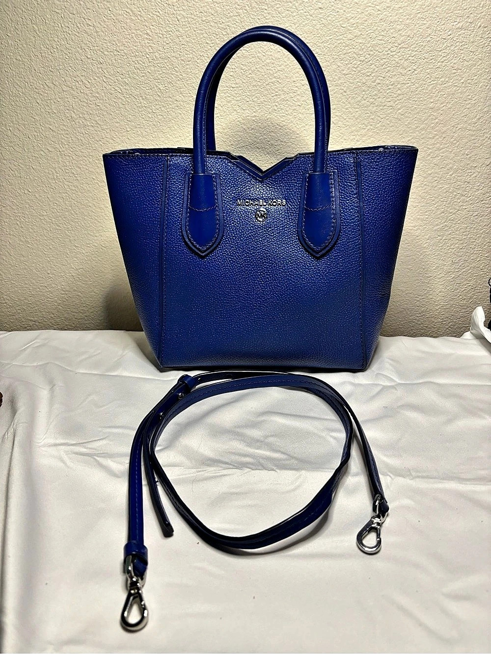 Michael Kors Mercer Gallery Medium Center Zip Tote Blue